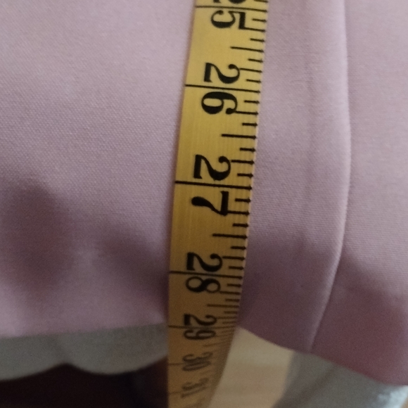 Women's pastel pink jacket & matching skirt - Picture 12 of 12